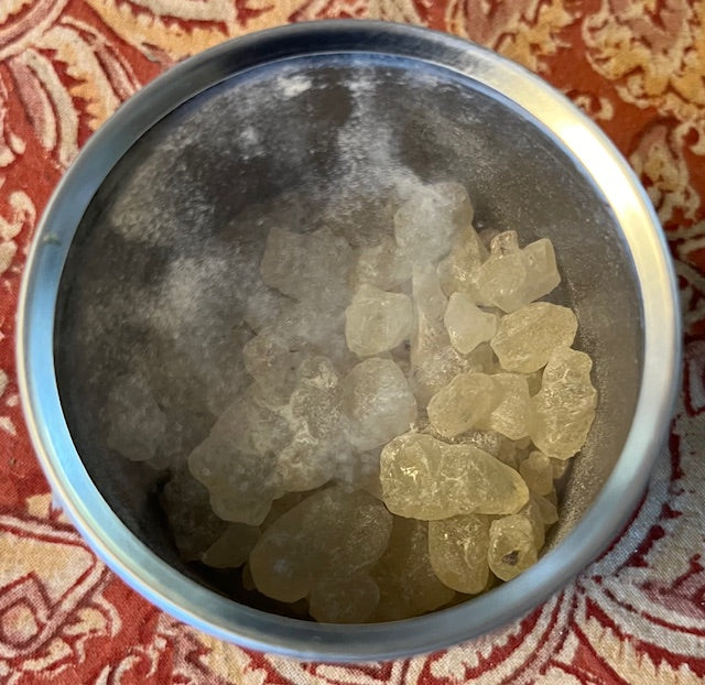 Copal Resin - 1oz Tin
